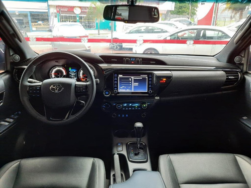Imagem 10 de 13 de Hilux 2.8 Srx 4x4 Cd 16v Diesel 4p Automático