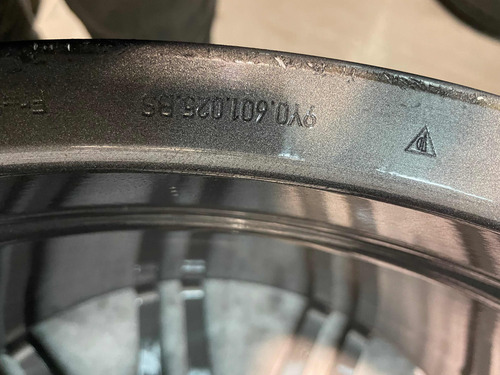 Roda Original Porsche Cayenne V8 Coupé 2022 Turbo Aro 22 (Usado)