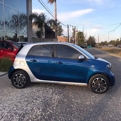 Imagen 2 de 15 de Smart Forfour 2017 1.0 Play