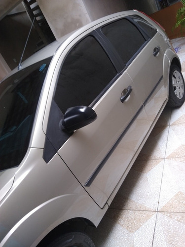 Imagem 3 de 4 de Ford