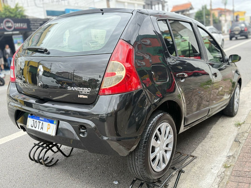 Renault Sandero 1.6 16v Privilège Hi-flex 5p