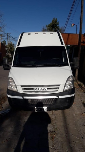 Iveco Daily 3.0 Furgon 55c16 H2 155cv 12.3m3 3300 2015
