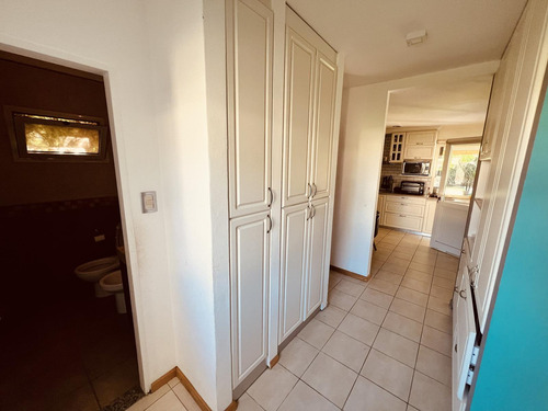 Venta Casa En Cadaques (funes Hills)