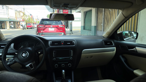 Volkswagen Jetta 2.5 Bicentenario Tiptronic At
