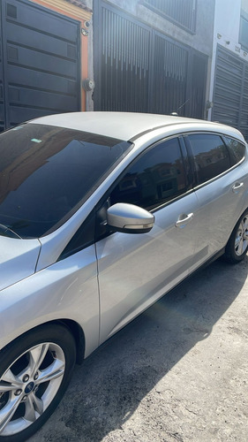 Ford Focus Standard Hatchback SE A/T Z2B