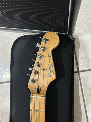 Guitarra Fender Stratocaster Mim 2005 Diestro Negro Maple (Usado)