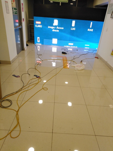 Imagen 2 de 3 de Letrero Pantalla Led P10 100cmx100cm Publicidad Escenario