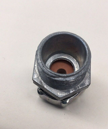 Thomas & Betts 2530 Liquidtight Cord Connector 3/4 Hub 0 Ccb