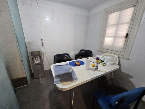 Alquiler Casa 10 Ambientes - 2 Cocinas - 4 Baños - Estacionamiento