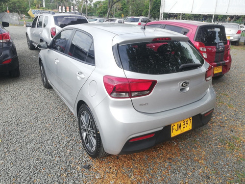 Kia Rio Vibrant