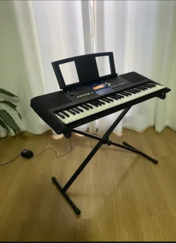 Teclado Musical Yamaha Psr Series E333 Negro (Usado)