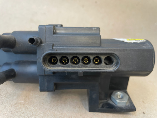 Válvula Selectora Tanque Silverado Cheyenne 87-95. 14029228 (Usado)