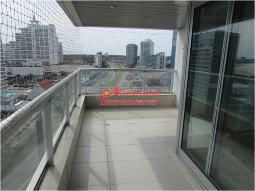 Imagen 8 de 30 de Venta De Apartamento De Dos Dormitorios En Punta Del Este