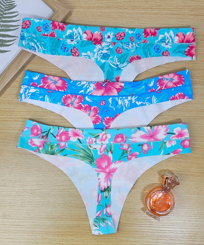 Calzones Tipo Bikini, Con Estampado Floral 3 Pzs.