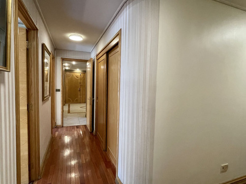 Depto De 5 Dorm, 4 Baños, Amplios Espacios En 220 Mt2 Utiles