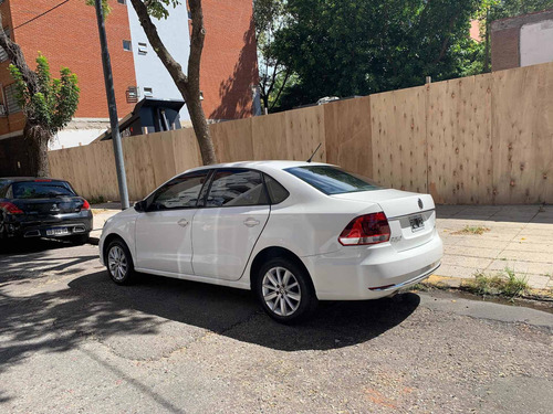 Volkswagen Polo 1.6 Comfortline 2016