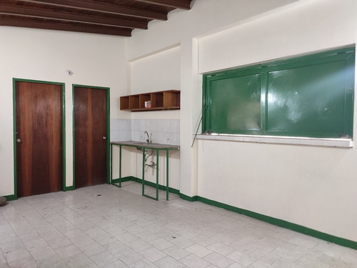 Imagen 6 de 12 de Jorge Sayegh Vende Local En Residencias Pascal.