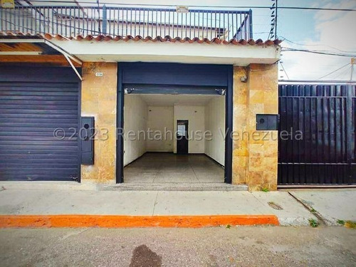 Imagen 30 de 30 de *** Estrategico Local En Alquiler** Centro Este**17 Mts** Rodeado De Comercios+panaderias**l.t** 0412+.056.+03.+76/# /co/-di/-go/ 23-17896