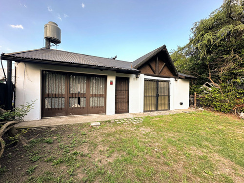 Chalet Con Amplio Lote 623 M2