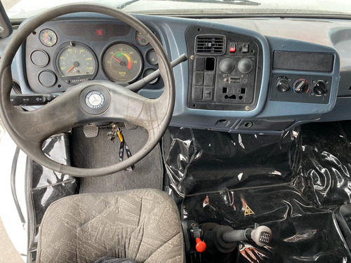 Mercedes-benz 1634 Pneus Novos Cambio Revisado