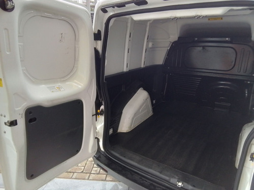 Fiat Fiorino 1.4 MPI FURGÃO ENDURANCE 8V FLEX 2P MANUAL