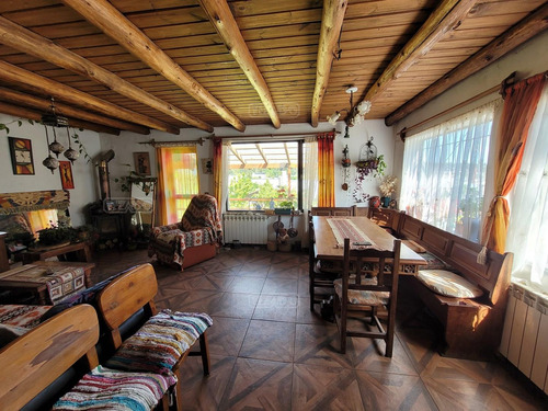 Casa En Venta En Centro De Bariloche, Bariloche, Patagonia