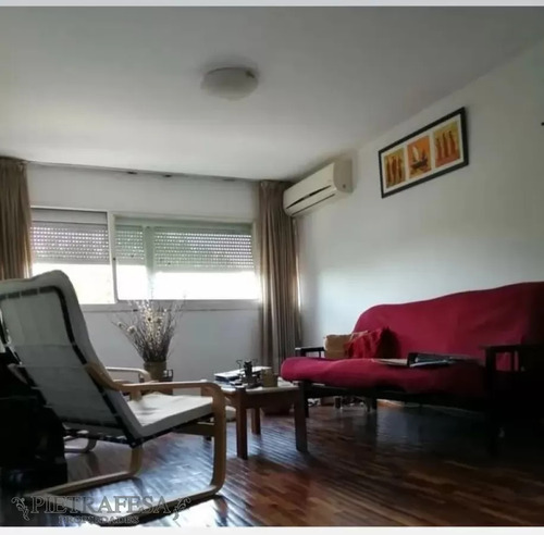 Apartamento En Venta  Con Renta 3 Dormitorios,1 Baño - Martin C. Martinez-la Figurita