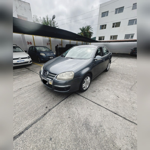 Volkswagen Vento 2.5 Luxury Tiptronic 170cv