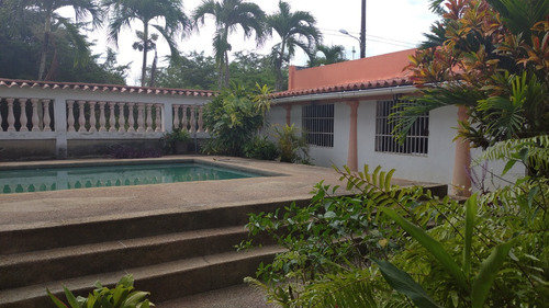 Casa En Venta Higuerote Club Campestre El Paraiso A Iz