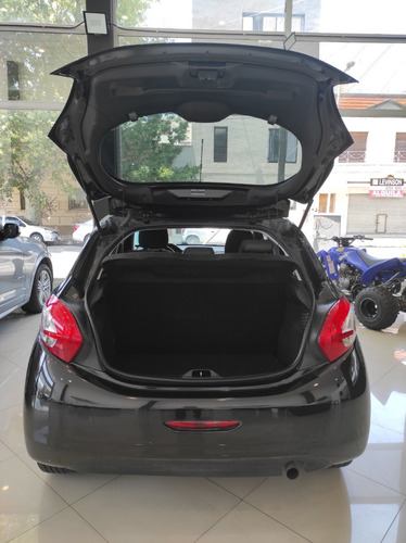 Peugeot 208 Active 2014