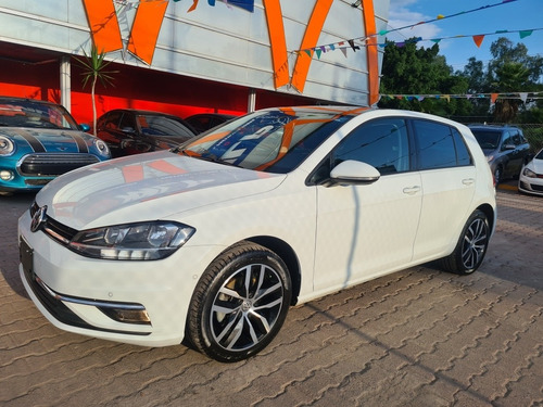 Imagen 1 de 12 de Volkswagen Golf 2020 1.4 Highline Dsg At