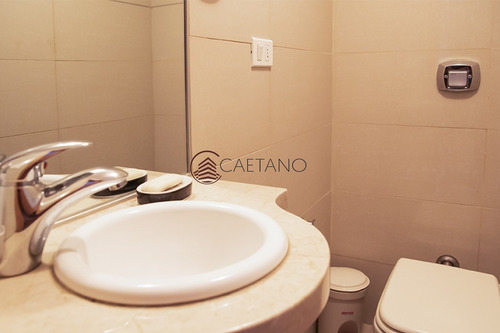 Hermoso Penthouse Con Vista Al Mar.- Ref: 2540
