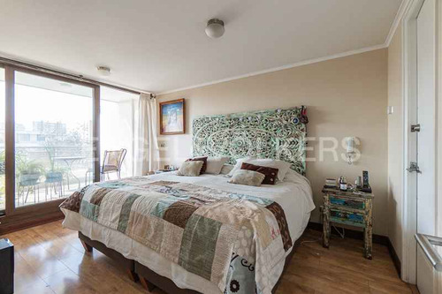 Espectacular Departamento Con Azotea 4d/4b.