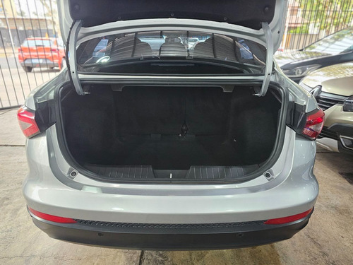 Fiat Cronos 1.8 16v Precision At6