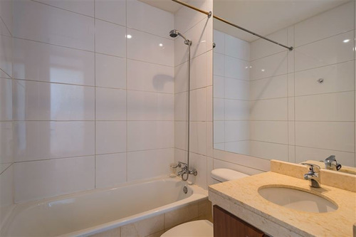 Departamento En Arriendo De 4 Dormitorios En Vitacura