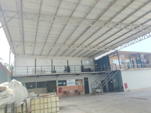 Global Vende Casa Y Galpón, Sector El Sisal, Guacara.