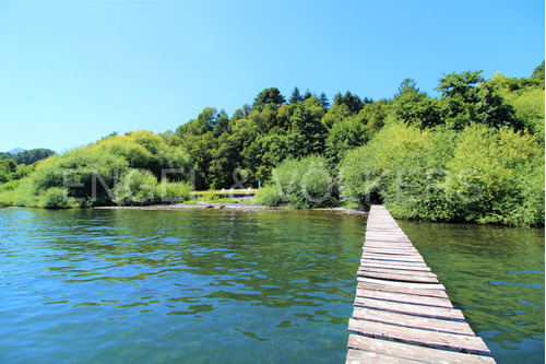 Hermosa Casa A Orillas Del Lago.