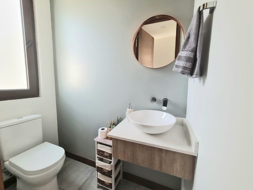 Estupenda Casa Semi Nueva, Condominio Los Nogales