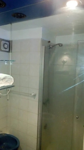 Imagen 13 de 14 de Alquiler Temporal. Apartamento Impecable. Frente A Terminal 3 Cruces. Excelente Ubicación, Cerca De Todo. Tranquilo Y Seguro.