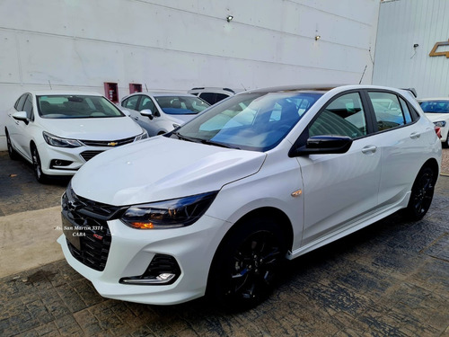 Imagen 5 de 25 de Nuevo Chevrolet Onix Rs 2023 1.0 Tur Color Manual 0km Smar6