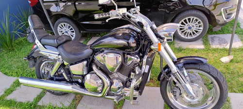 Honda Vtx 1800 C Color Negra Con Cromo