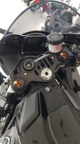 Imagen 10 de 15 de Yamaha Yzf- R1 0km Automotolanus