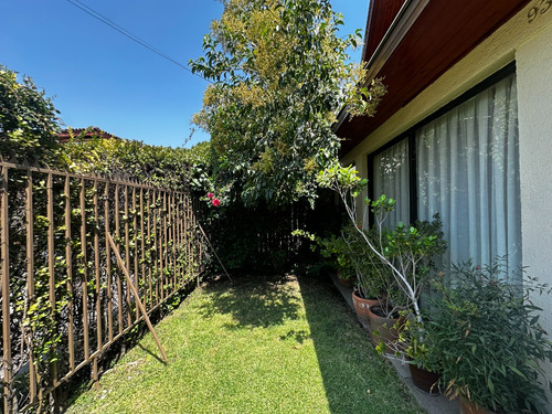 Casa En La Mejor Ubicación De Vitacura