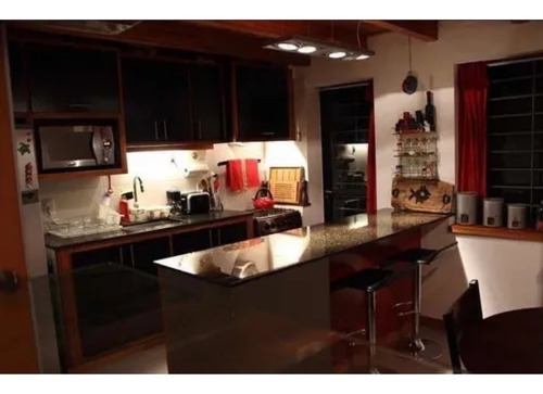 Imagen 2 de 10 de Dúplex De 2 Dormitorios Con Patio, Cochera En Bella Vista!