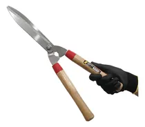 Comprar Tesoura Jardinagem Poda Cerca Viva Grama Cabo Madeira Afiada Cor Vermelho
