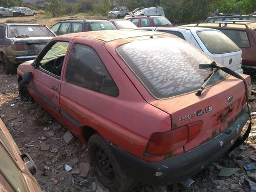 Imagem 2 de 5 de Ford Escort Zetec 1.8 16v 1998 2 Portas Sucata Somente Peças