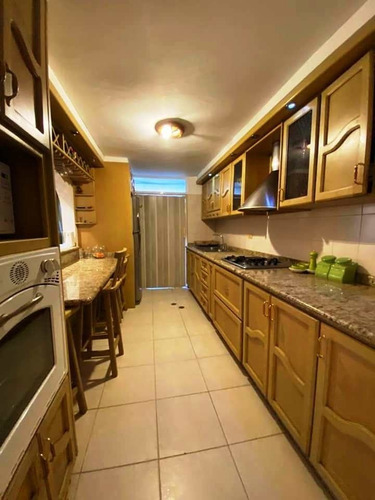 Imagen 3 de 3 de Junio 2022 Se Alquila Habitación El Trigal Norte Ws 04145951242 Francisco Rodriguez
