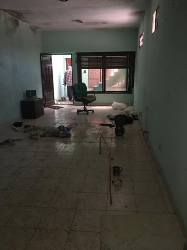 Imagen 3 de 14 de 2 Locales + 2 Deptos - Ideal Inversor Para Renta