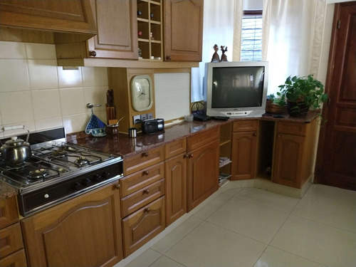 Imagen 14 de 26 de Tablada Park - Juan Batle Planas 2300 - Casa Cetegoria 5 Dormitorios, Garage Doble, Patio Grande Con Pileta