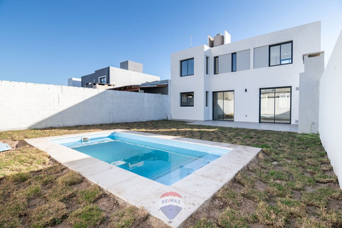 Venta Casa 2 Dormitorios Docta Córdoba